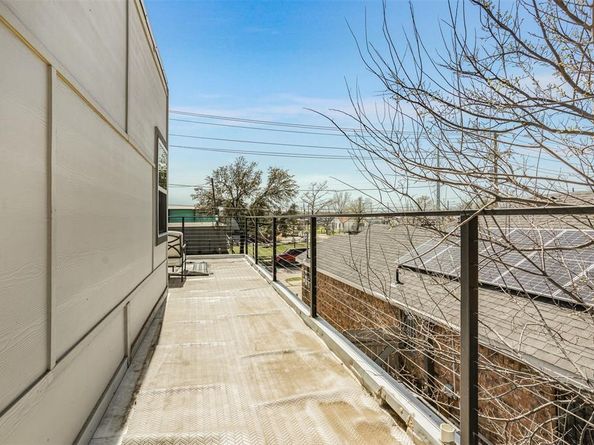 3725  Toronto Street , Dallas Texas 75212