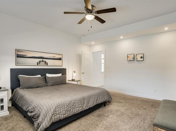 3725  Toronto Street , Dallas Texas 75212