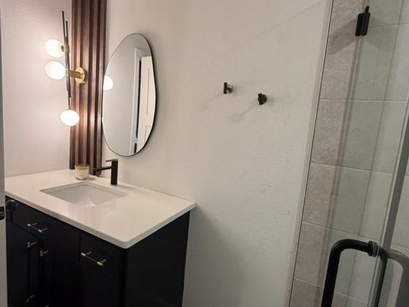 4347  Dickason Avenue  111, Dallas Texas 75219