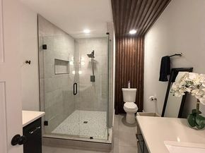 4347  Dickason Avenue  111, Dallas Texas 75219