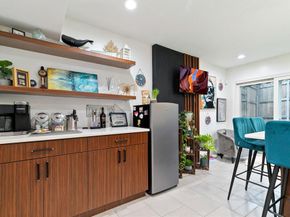 4347  Dickason Avenue  111, Dallas Texas 75219