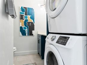 4347  Dickason Avenue  111, Dallas Texas 75219