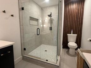 4347  Dickason Avenue  111, Dallas Texas 75219