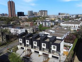 2202 N Carroll Avenue  104, Dallas Texas 75204
