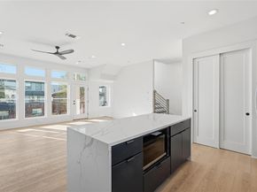2202 N Carroll Avenue  104, Dallas Texas 75204