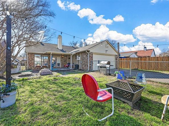 824  Bailey Drive , Cedar Hill Texas 75104