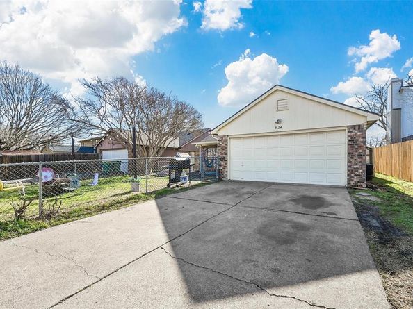 824  Bailey Drive , Cedar Hill Texas 75104