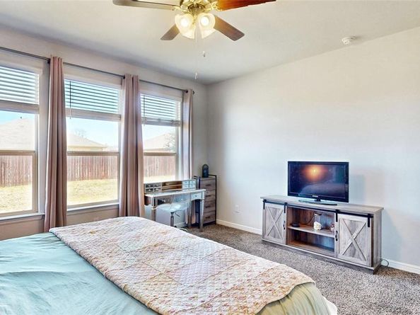 444  Skipper Lane , Azle Texas 76020