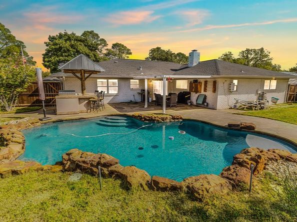146  Village Estates Drive , Highland Village Texas 75077
