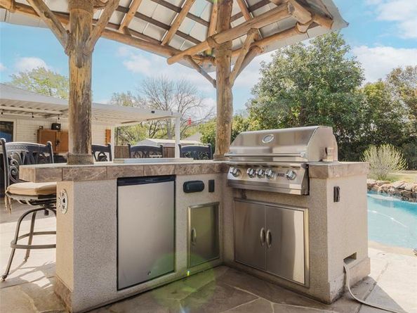 146  Village Estates Drive , Highland Village Texas 75077