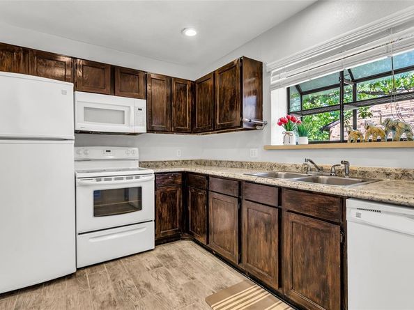 5335  Bent Tree Forest Drive  267, Dallas Texas 75248