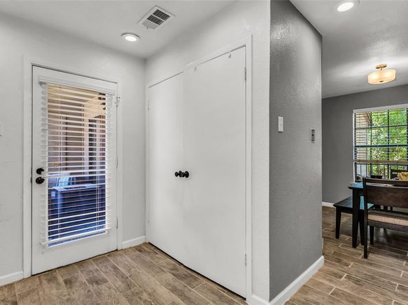 5335  Bent Tree Forest Drive  267, Dallas Texas 75248