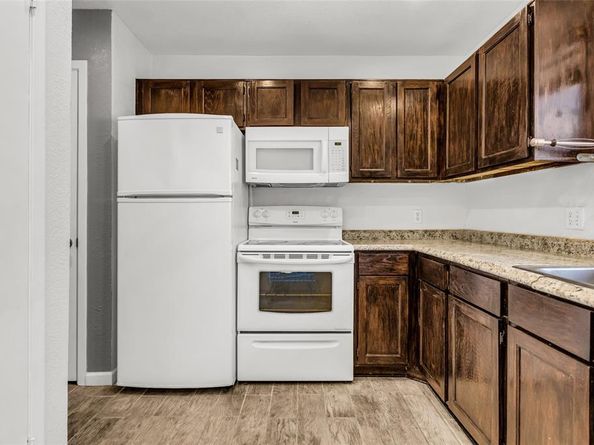 5335  Bent Tree Forest Drive  267, Dallas Texas 75248