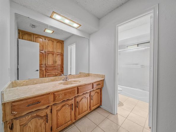 1444  Marlene Place , DeSoto Texas 75115