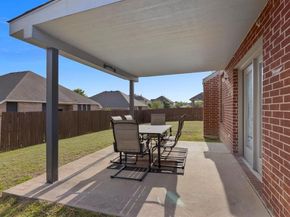 1114  Wynnewood Drive , Glenn Heights Texas 75154