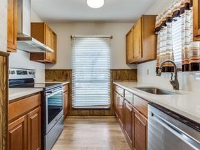 1721  Dell Oak Drive , Garland Texas 75040