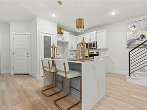 5303  Colonial Avenue , Dallas Texas 75215