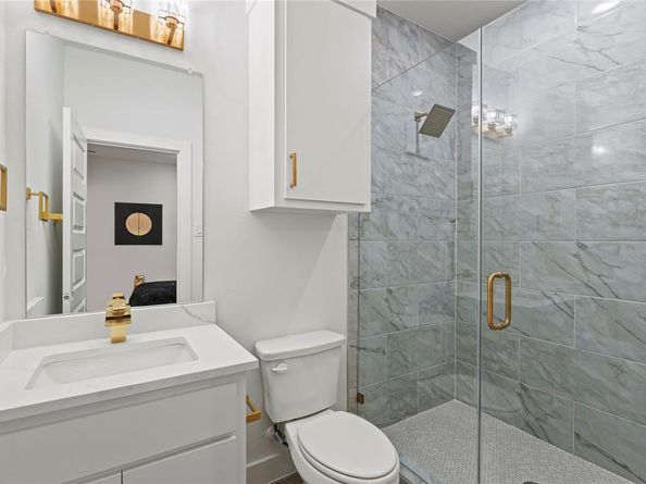 5303  Colonial Avenue , Dallas Texas 75215