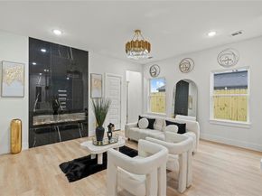 5303  Colonial Avenue , Dallas Texas 75215