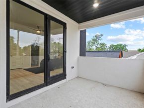 5303  Colonial Avenue , Dallas Texas 75215