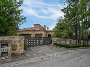 1108  Pebble Creek Road , Fort Worth Texas 76107