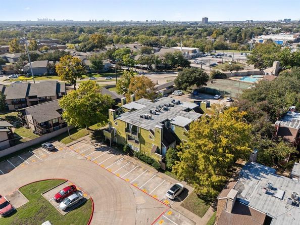 9831  Walnut Street  205, Dallas Texas 75243