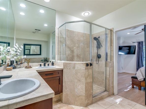 1016  Liberty Street  2, Dallas Texas 75204