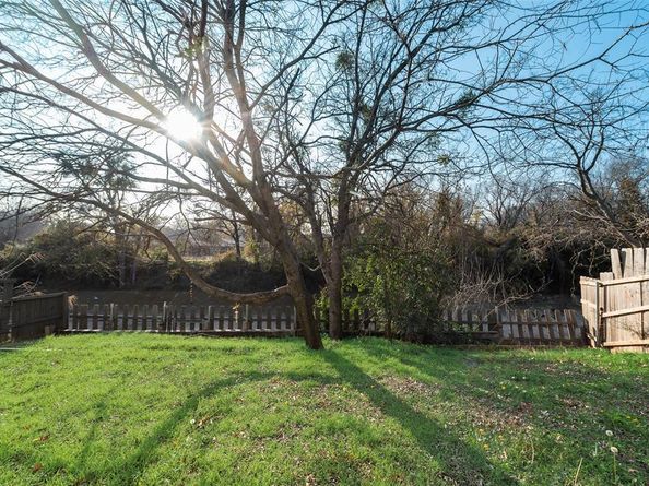 306 S Crawford Street , Denton Texas 76205