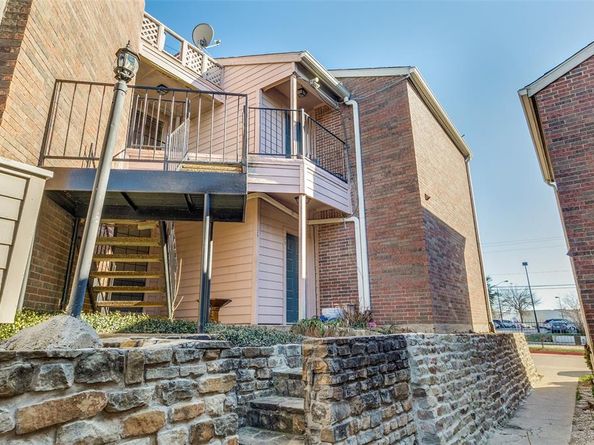 8545  Midpark Road  40, Dallas Texas 75240