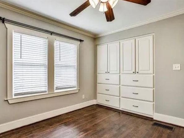 1809  Belle Place , Fort Worth Texas 76107