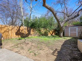 1809  Belle Place , Fort Worth Texas 76107