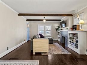 1809  Belle Place , Fort Worth Texas 76107