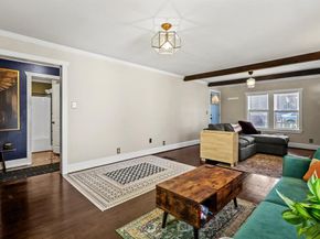 1809  Belle Place , Fort Worth Texas 76107