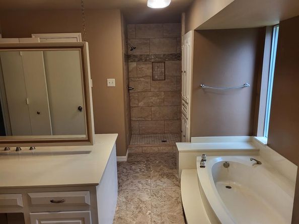 3917  Amy Avenue , Garland Texas 75043