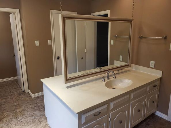 3917  Amy Avenue , Garland Texas 75043