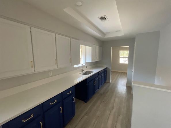 3330  Sharpview Lane , Dallas Texas 75228
