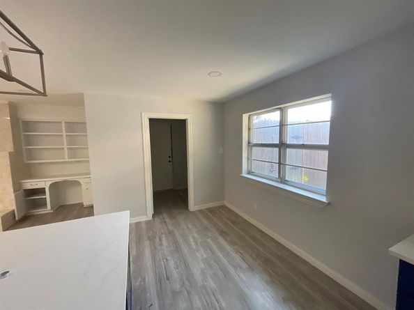 3330  Sharpview Lane , Dallas Texas 75228