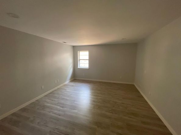 3330  Sharpview Lane , Dallas Texas 75228