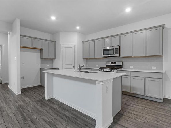 5318  Archway Drive , Garland Texas 75040