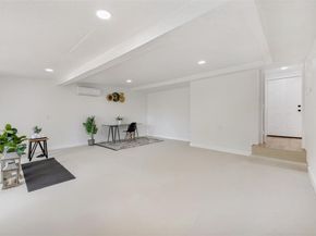 10115  Goodyear Drive , Dallas Texas 75229