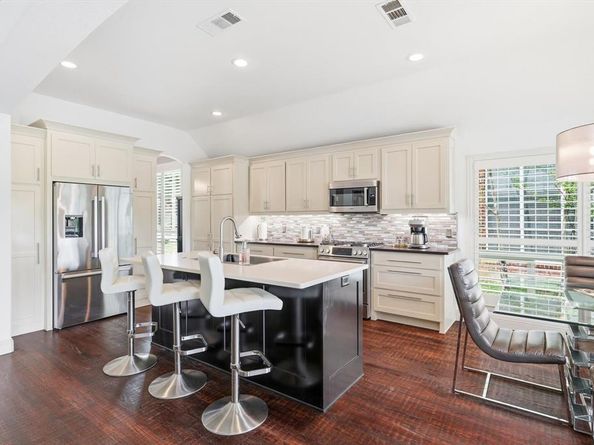 8431  Thatcher Road , Lantana Texas 76226
