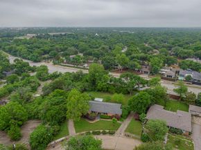 9528  Ash Creek Drive , Dallas Texas 75228
