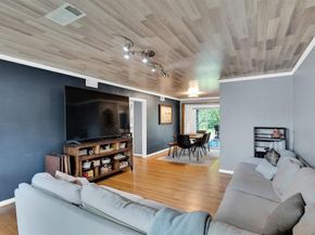 9528  Ash Creek Drive , Dallas Texas 75228