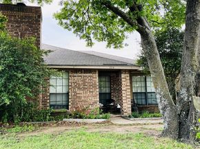 724  Lemons Street , Cedar Hill Texas 75104