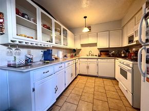 3007  Valley Meadow Drive  3005, Dallas Texas 75220