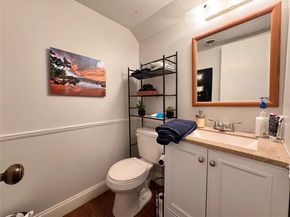 3007  Valley Meadow Drive  3005, Dallas Texas 75220