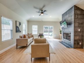 929 S Marlborough Avenue , Dallas Texas 75208