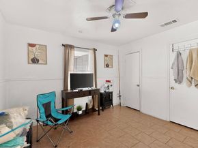 712  Hodgson Street , Fort Worth Texas 76115