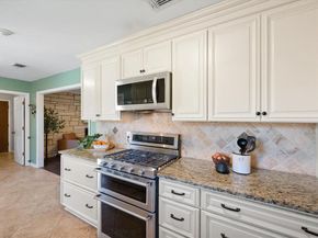 1415  Moss Rose Circle , Irving Texas 75061