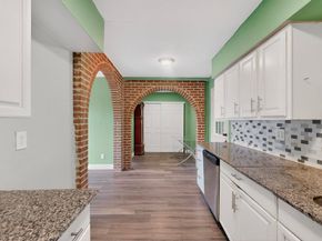 9805  Grady Lane , Dallas Texas 75217